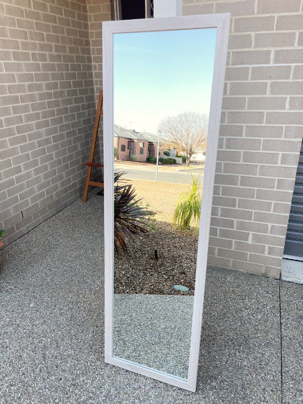 Compact Tas Oak Whitewash Full Length Mirror Image Enhancement Image